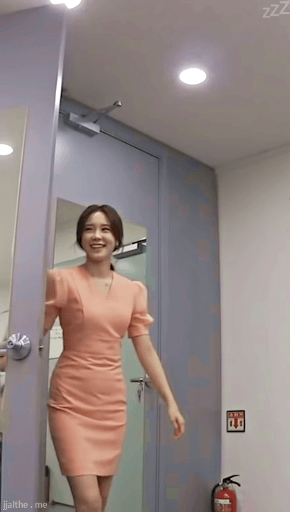 흔한 아나운서의 의상준비