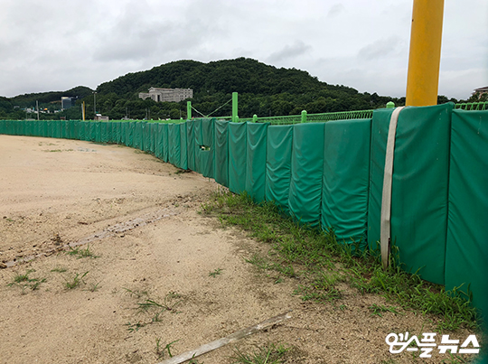 우리나라 780억짜리 야구장