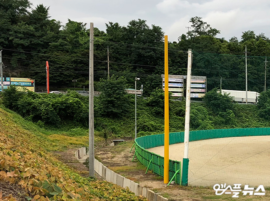 우리나라 780억짜리 야구장