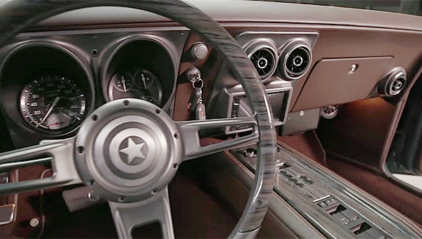 로다주가 크리스 에반스에게 선물하려고 디자인한 차