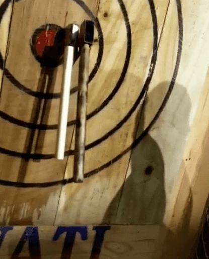 도끼 던지기 대회 레전드