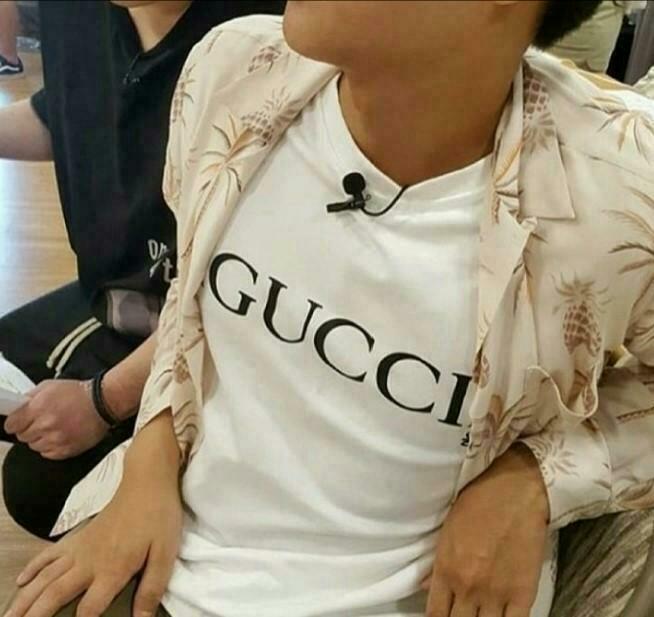 구찌티셔츠