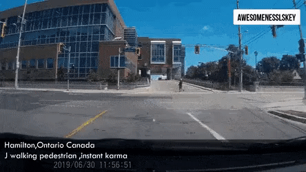 당당하게 걷는다