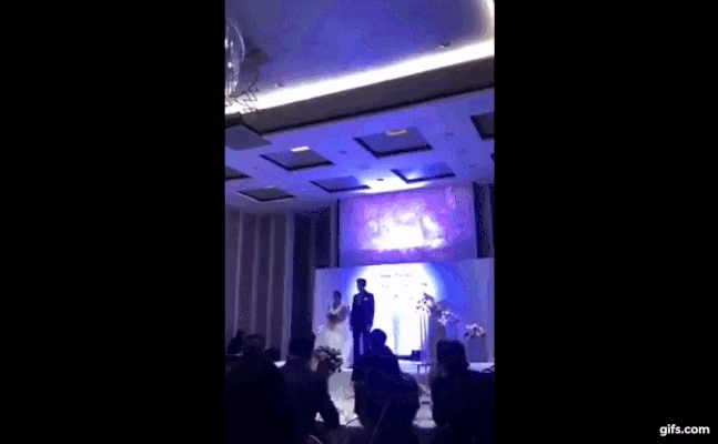 결혼식장에서 신부 불륜 영상 틀어버린 신랑