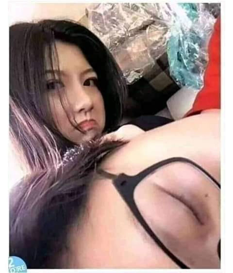 사진 찍다가 눈 마주침