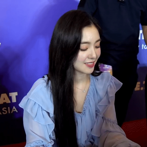 끼부리는 아이린