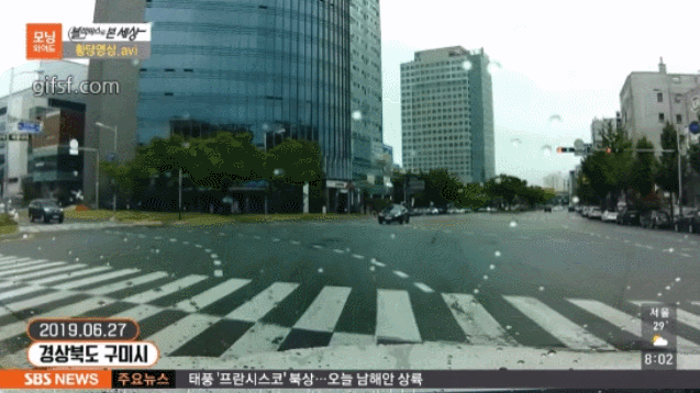 경찰도 속인 자연스러움