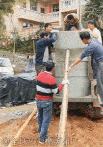 6명이서 힘을 합쳐 보았다