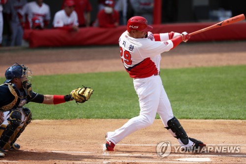 강백호, 홈런 포함 7타점…나지완, 연타석 대포 폭발