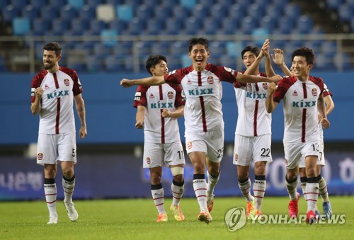 최용수의 서울, 황선홍의 대전에 승부차기 끝 승리…FA컵 8강행